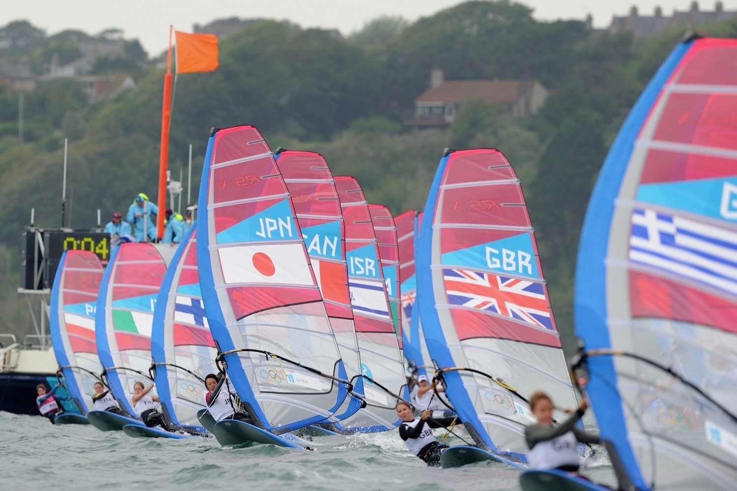 競技中の集中した姿